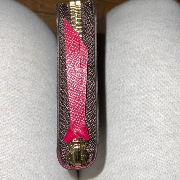 Louis Vuitton Clemence Wallet - Fuscia - 2021 (Like new condition) - Picture 7 of 7